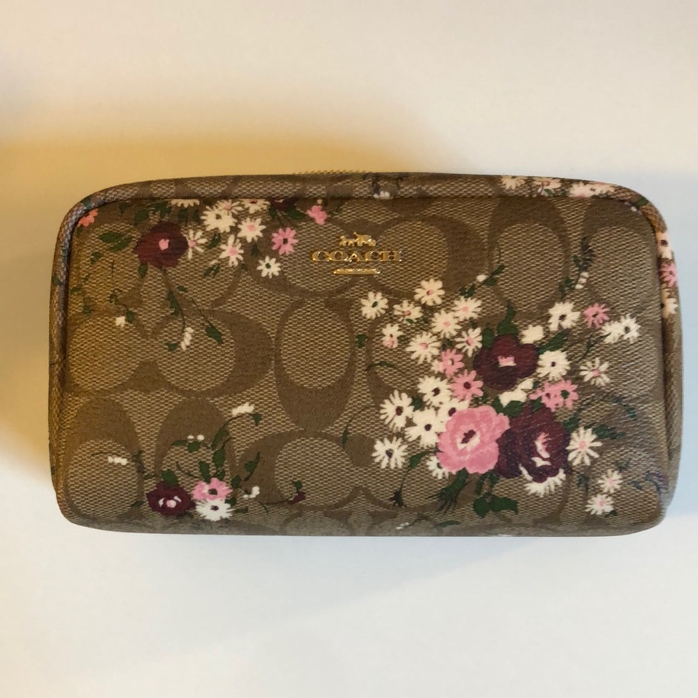 Coach Evergreen Floral Small Boxy Cosmetic Case